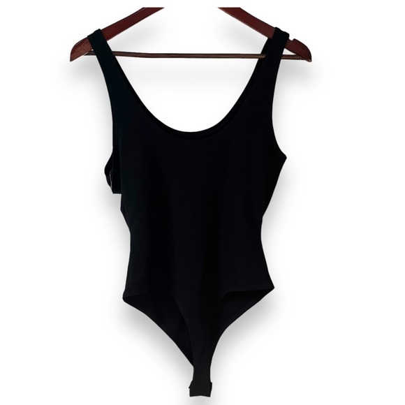 Jo & Co black one piece body suit snap closure and thong back size large - Picture 2 of 10